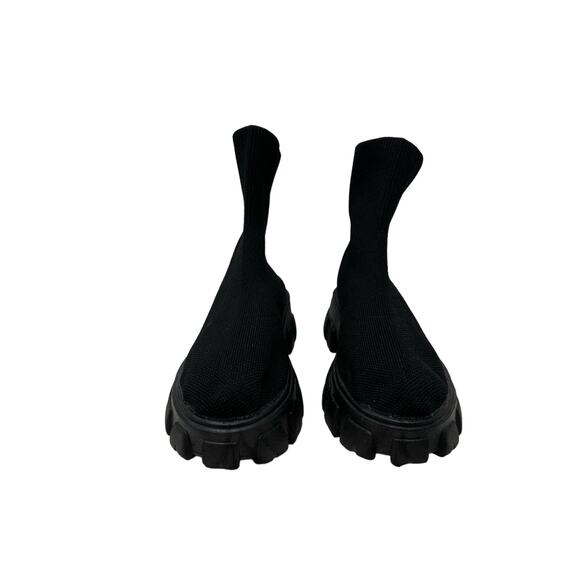Black slip on thick sole sock boots size 41 -10 - Picture 1 of 10